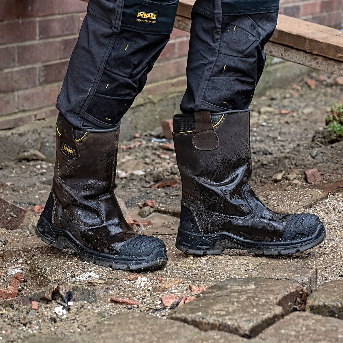 DeWalt Rigger Boot Waterproof Millington Brown S7S — view 5