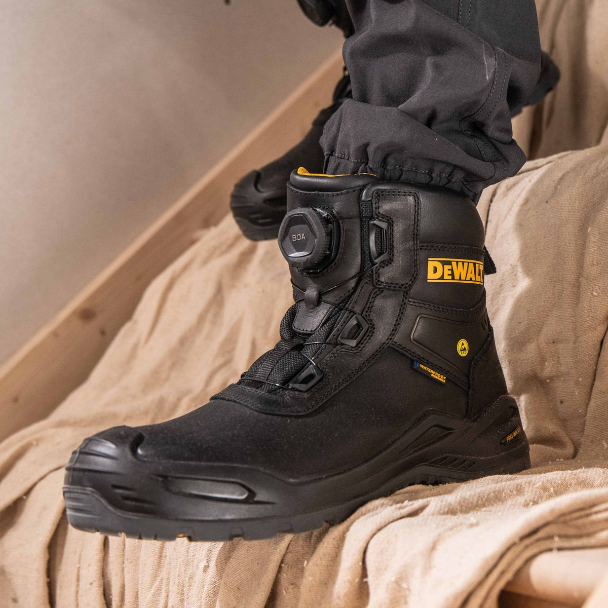 DeWalt Lander Black BOA Waterproof Safety Boots S7S — view 5