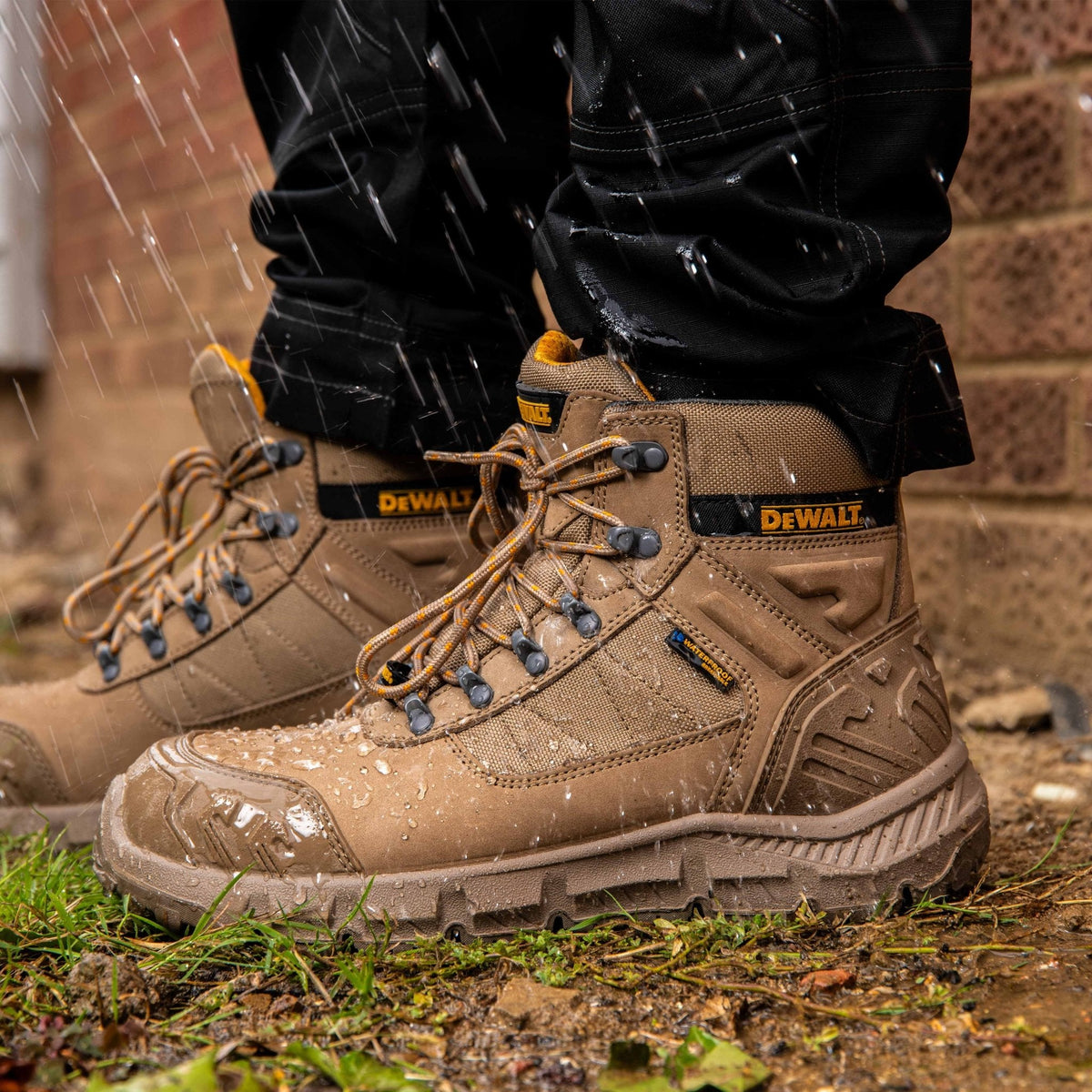 DeWalt Waterproof Safety Boot Milburn Stone Wide Fit S7 — view 5